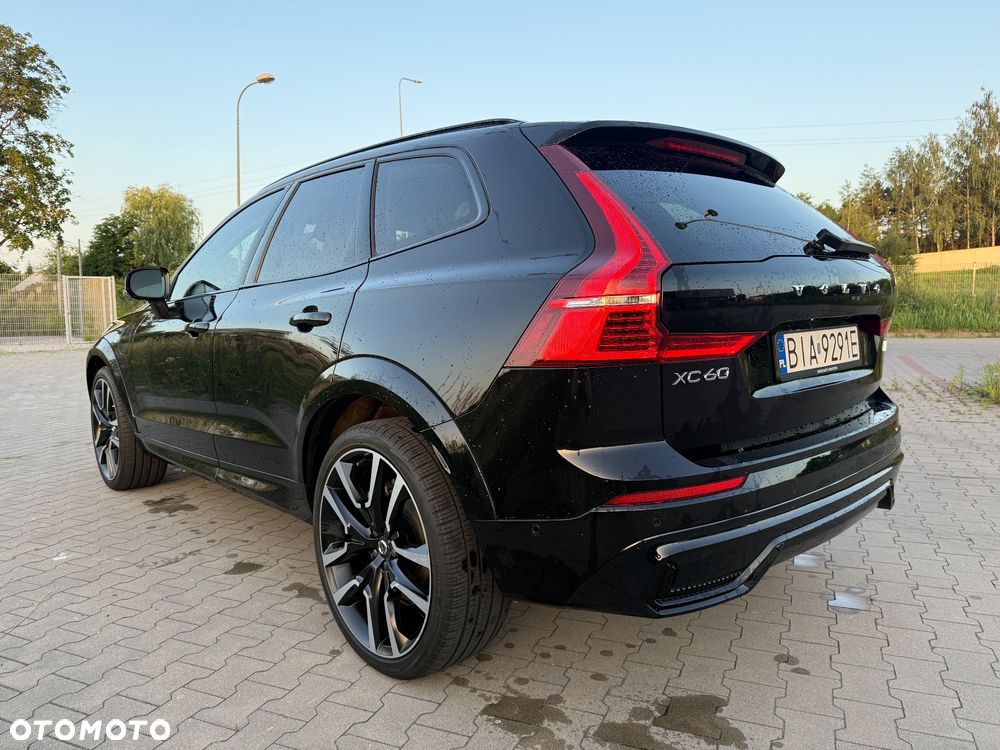 Volvo XC 60 T8 Plug-In Hybrid AWD Ultra Dark - 5