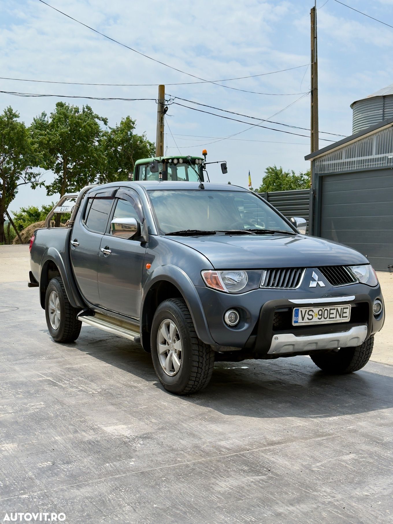 Mitsubishi L200 - 1