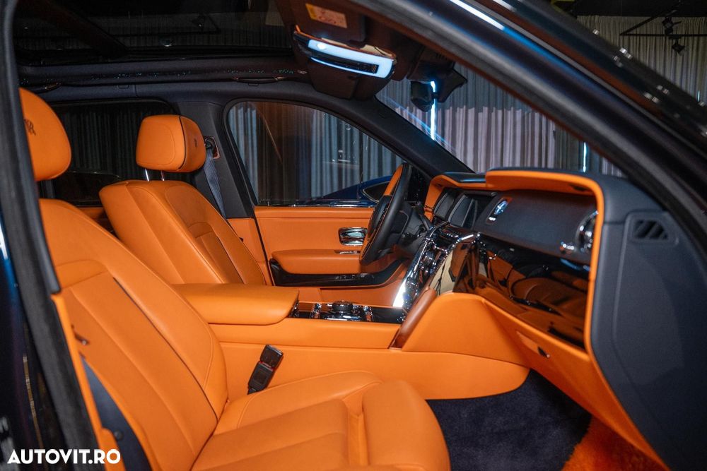 Rolls-Royce Cullinan - 25