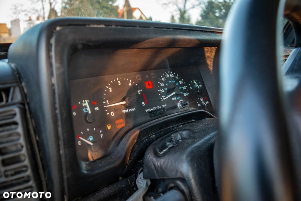 Jeep Wrangler 4.0 Sport - 11