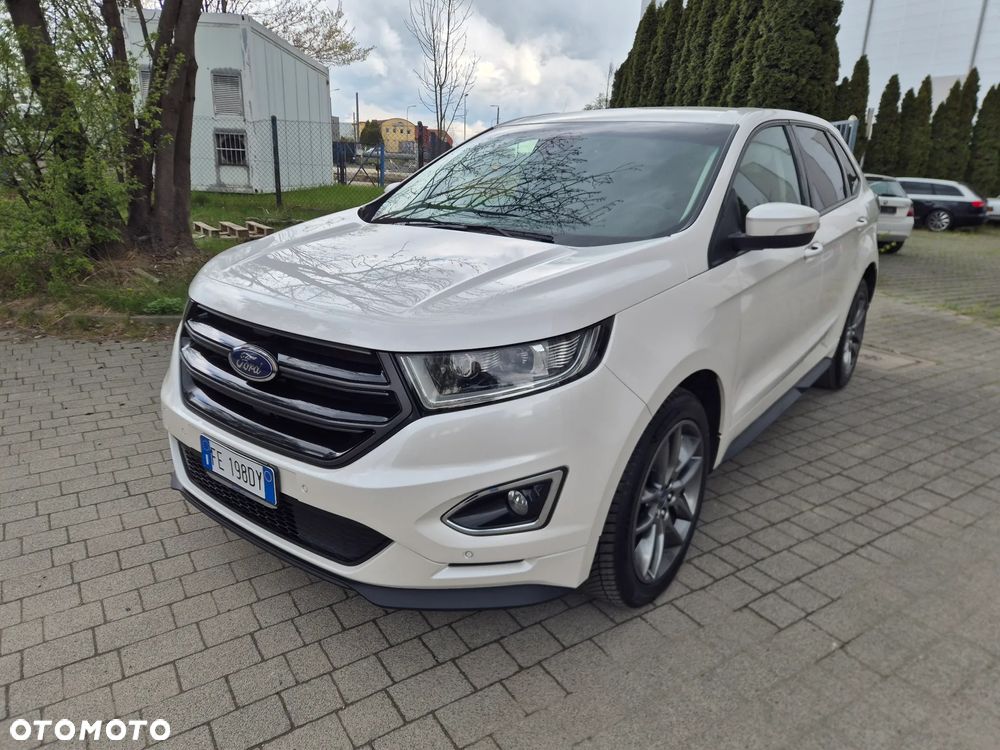 Ford Edge 2.0 TDCi Bi-Turbo 4x4 Titanium - 2