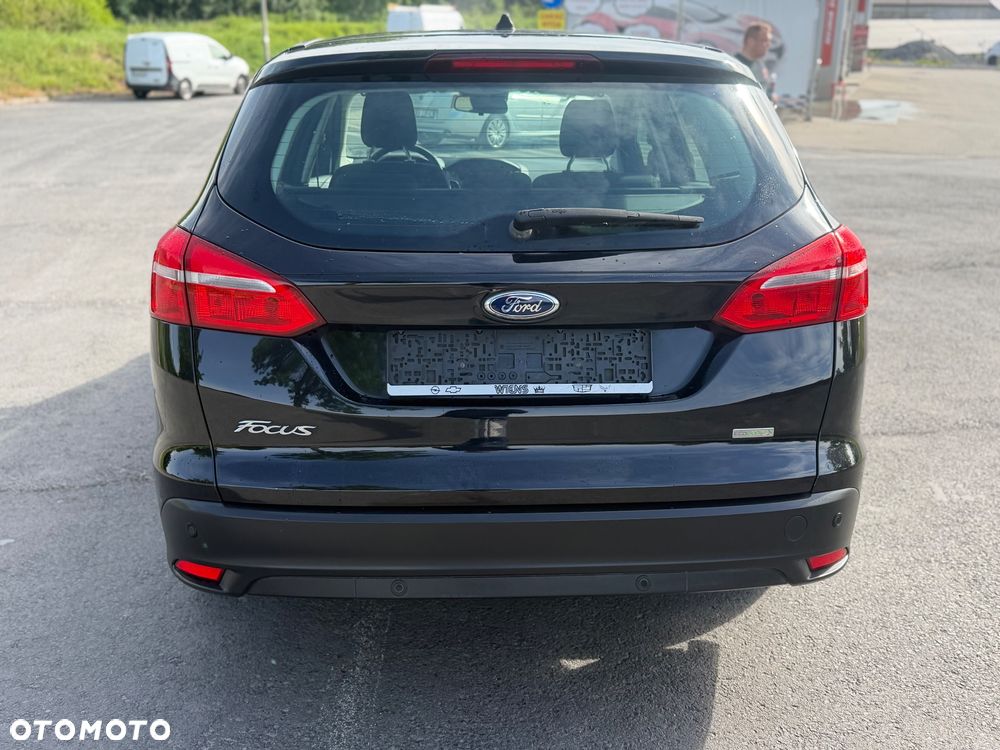 Ford Focus 1.0 EcoBoost Edition - 12