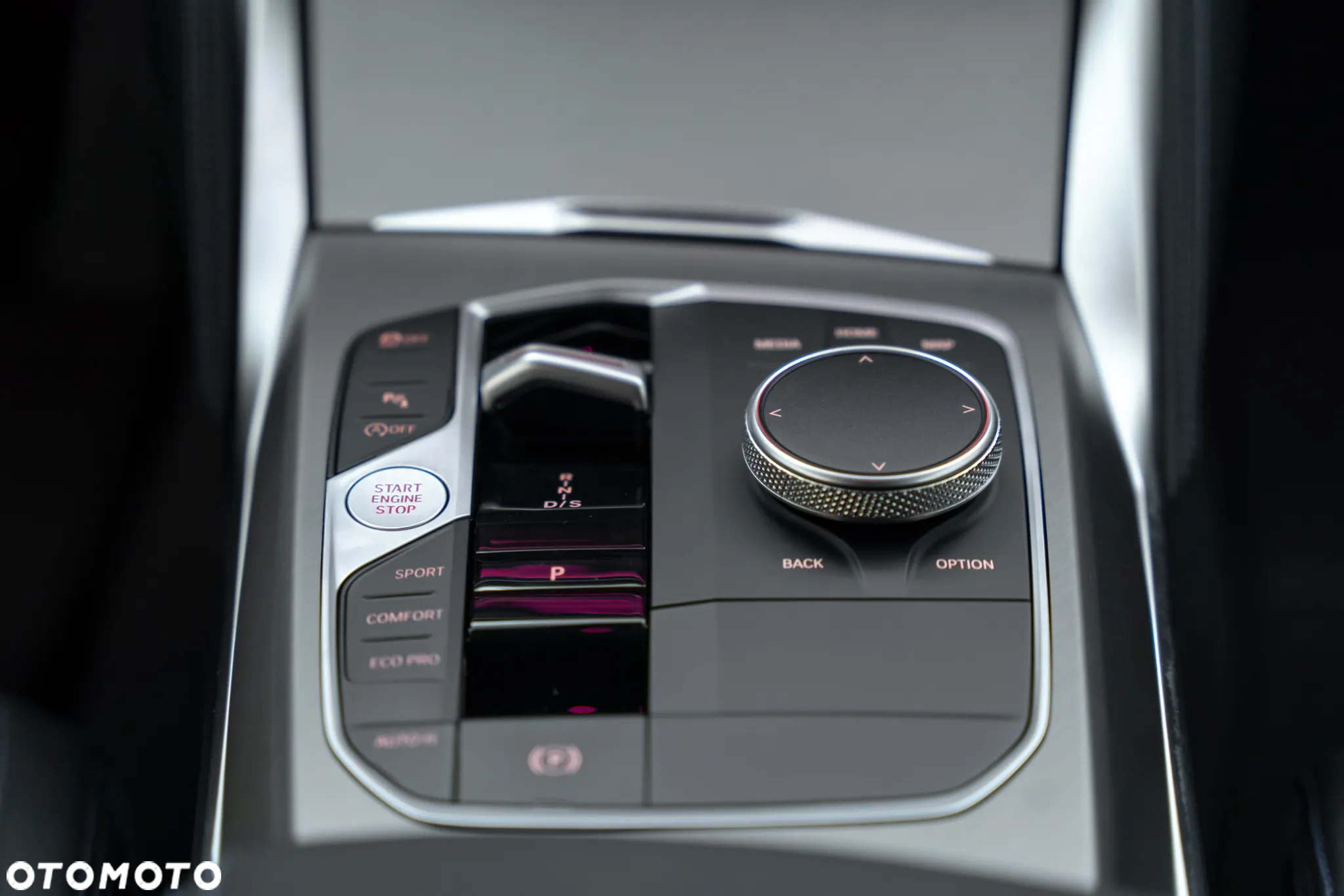 BMW Seria 2 218i M Sport - 33