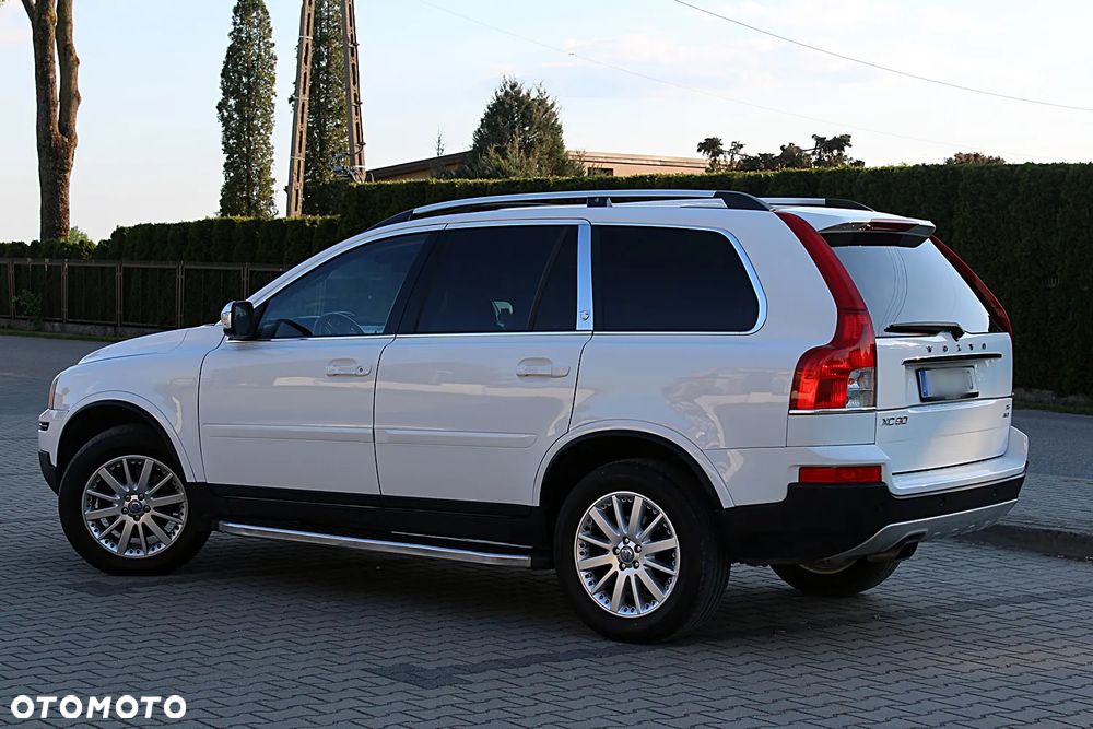 Volvo XC 90 D5 Executive - 16