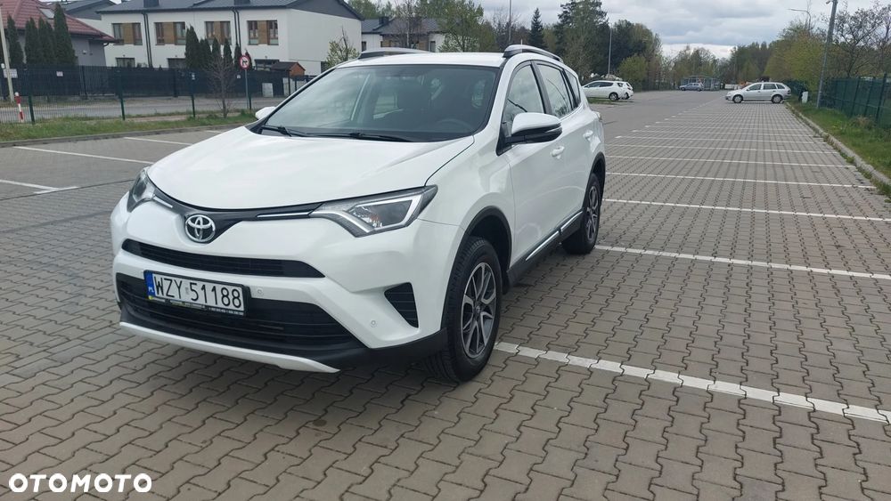 Toyota RAV4 - 2