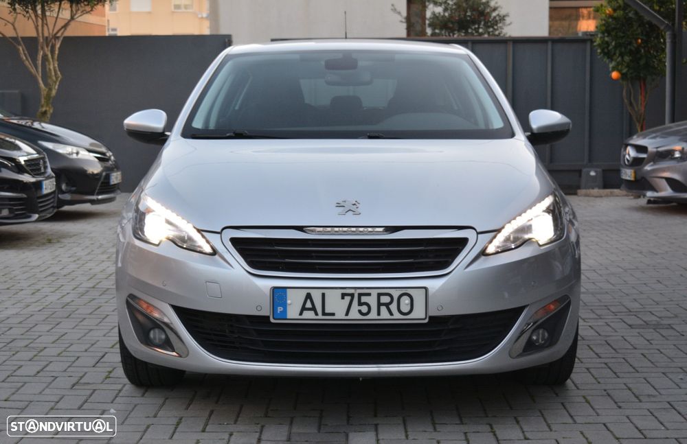Peugeot 308 - 5