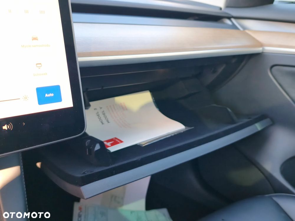 Tesla Model 3 Langstreckenbatterie Allradantrieb Dual Motor - 16