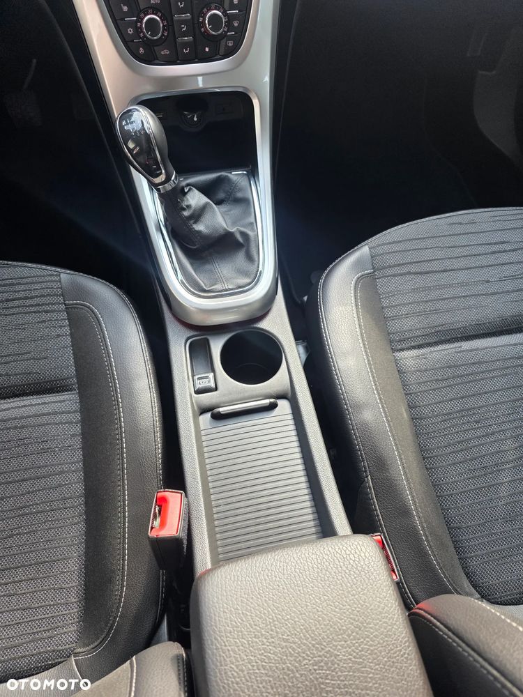 Opel Astra 1.4 Turbo ENERGY - 25