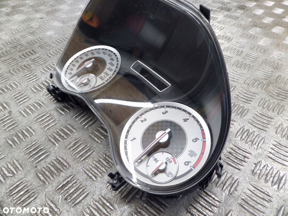 mercedes w176 zegar licznik pakiet amg diesel a1769009301 - 3