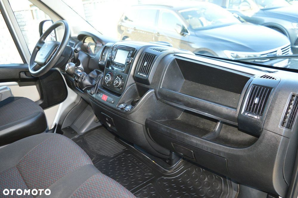 Peugeot Boxer - 25
