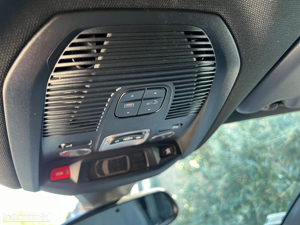 Peugeot 3008 1.6 BlueHDi GT Line - 27