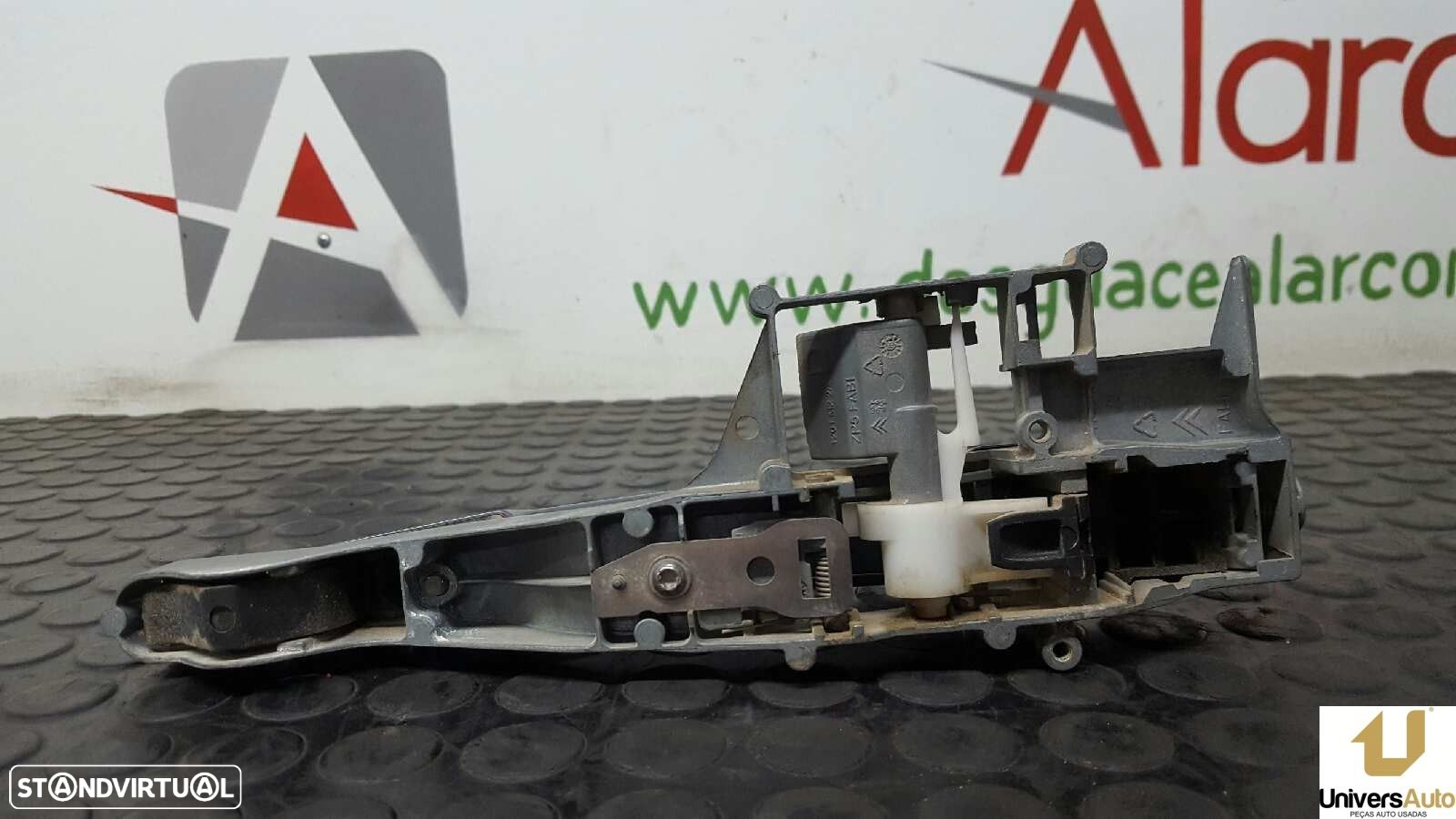 PUXADOR EXTERIOR TRASEIRO DIREITO PEUGEOT 308 1.6 16V HDI FAP - 2