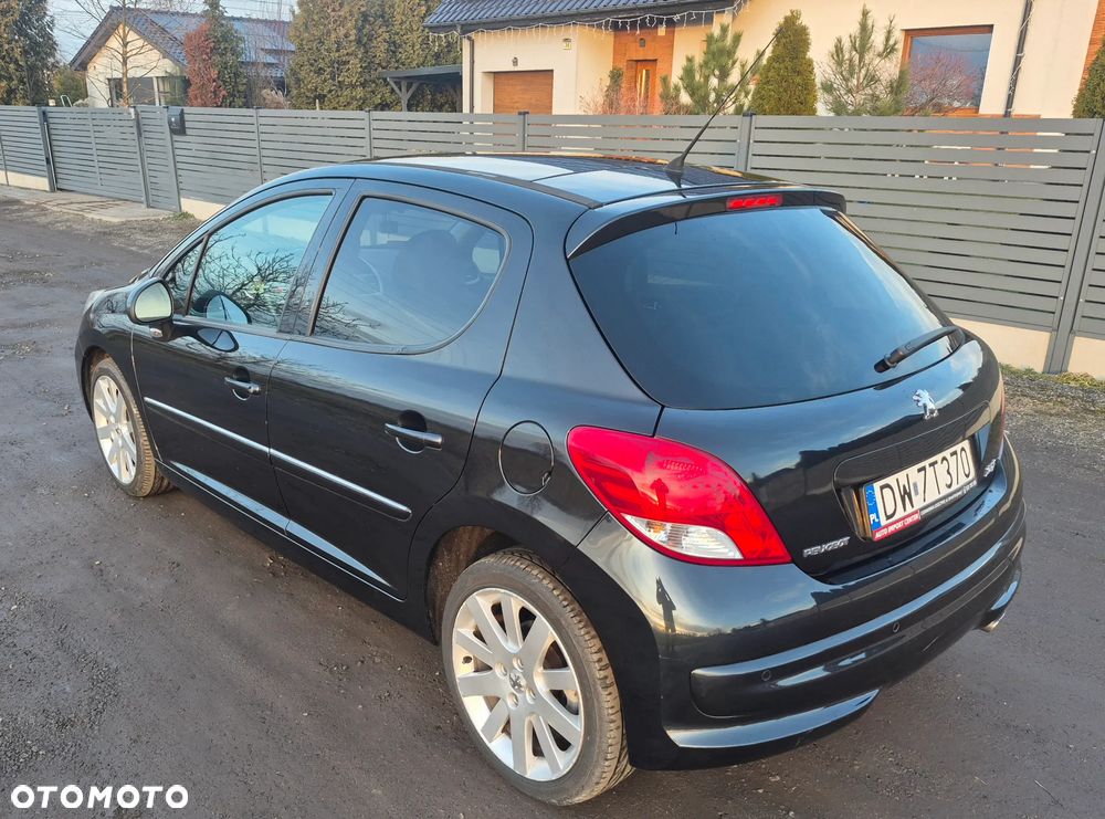 Peugeot 207 - 3