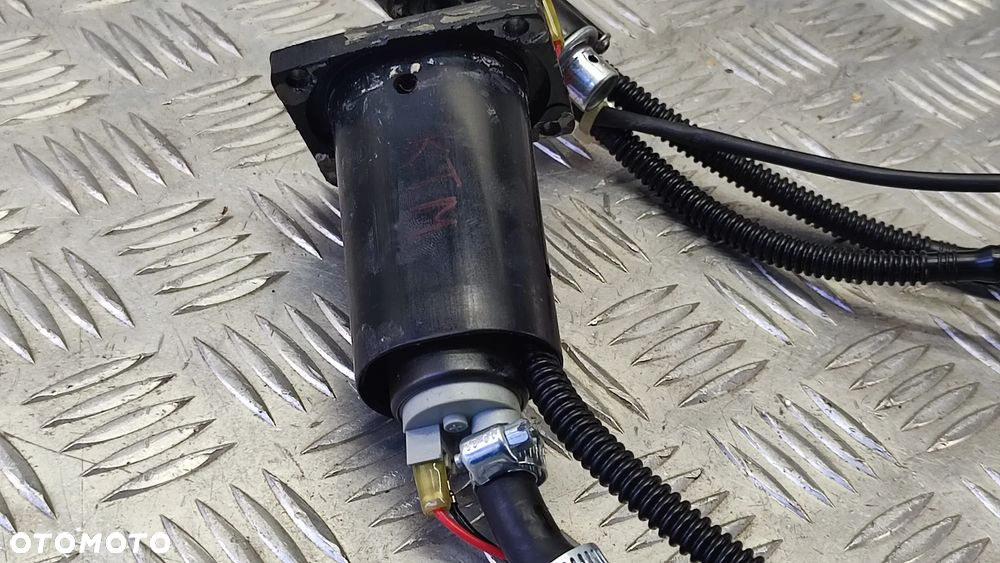 KTM 690 DUKE 12-15R POMPA PALIWA - 8