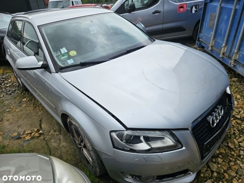 Audi A3 Sportback 2.0 TDI DPF Ambiente - 3