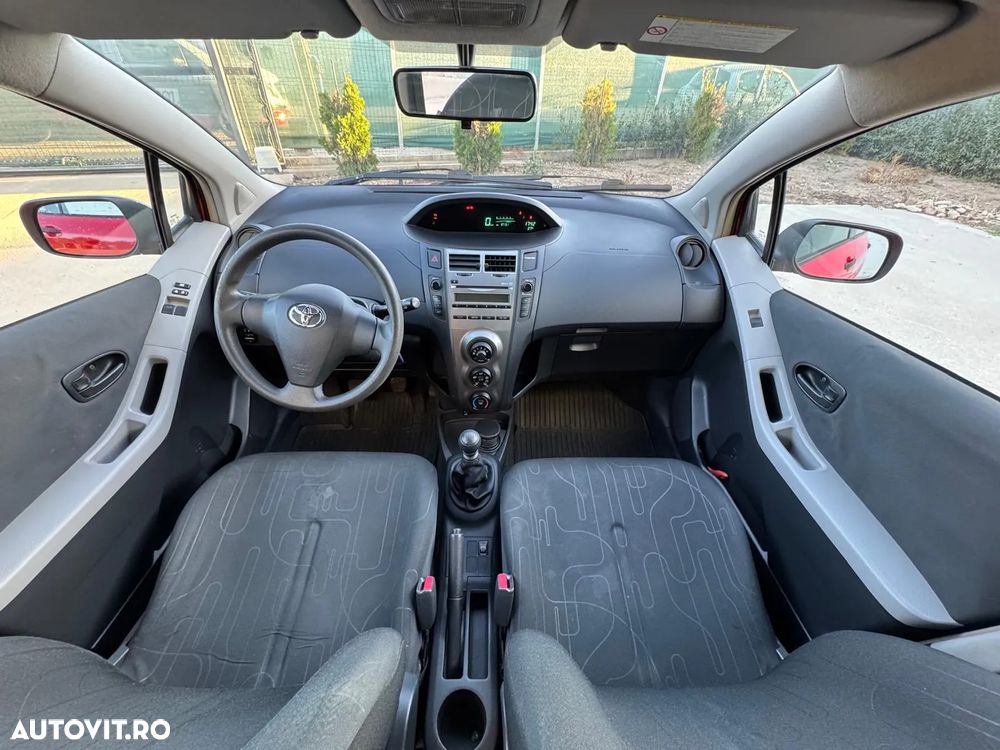 Toyota Yaris - 9