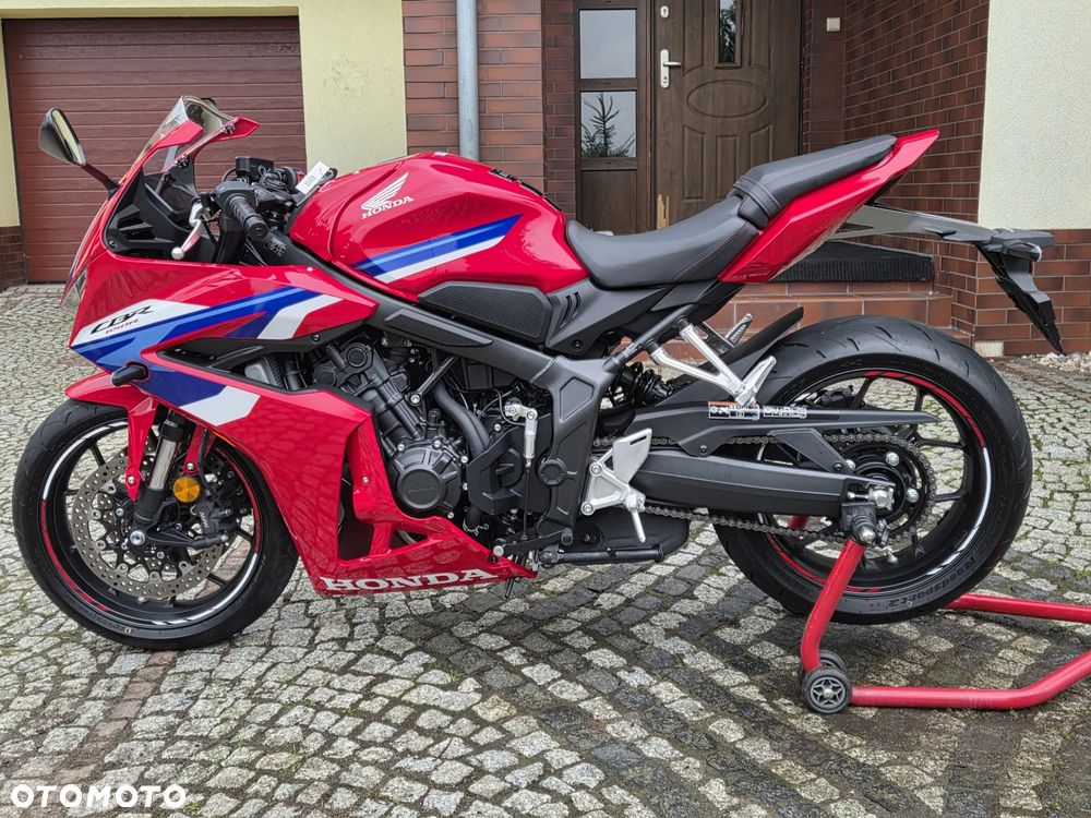Honda CBR - 6