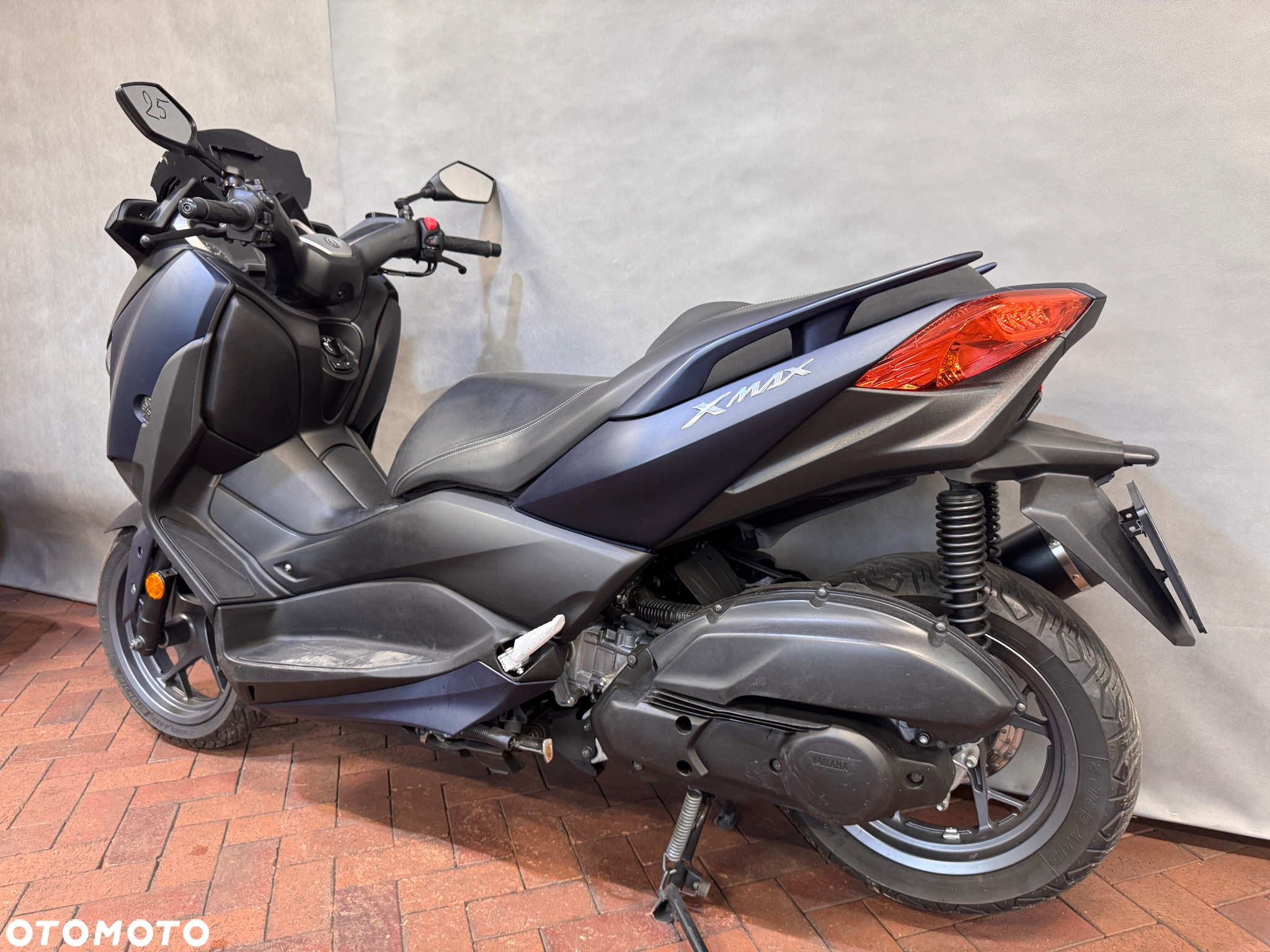 Yamaha X-max - 6