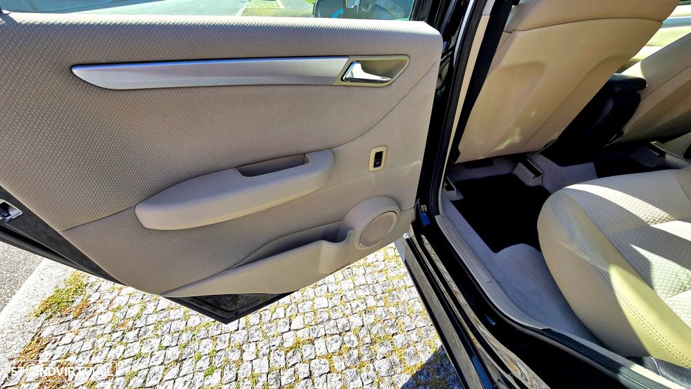 Mercedes-Benz B 180 CDI DPF SPORT EDITION - 13