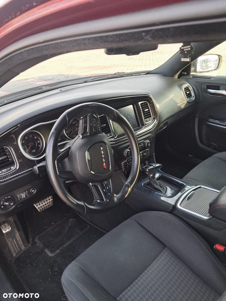Dodge Charger 5.7 R/T - 16