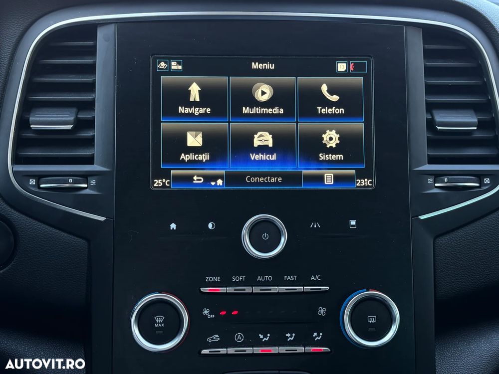 Renault Megane TCE 140 Equilibre - 13