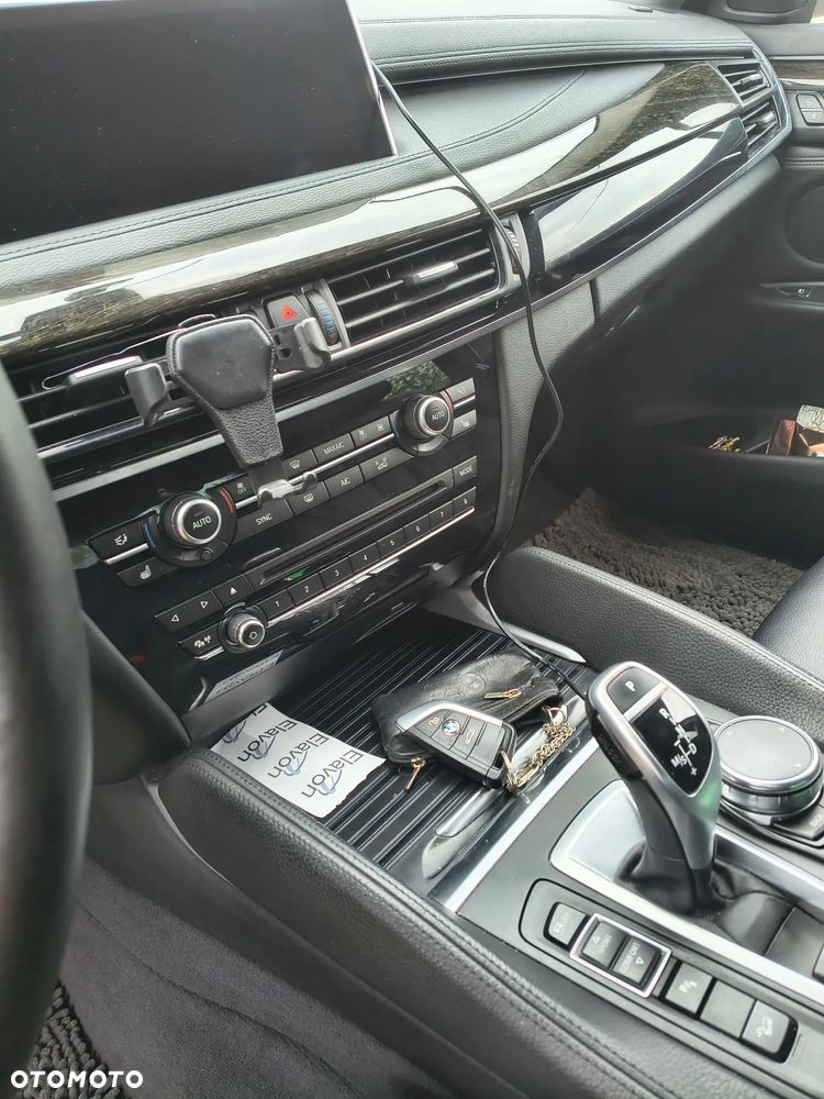 BMW X6 xDrive40d - 15