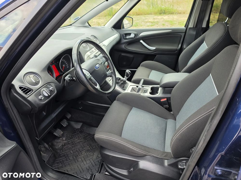 Ford S-Max 2.0 TDCi DPF Titanium - 16