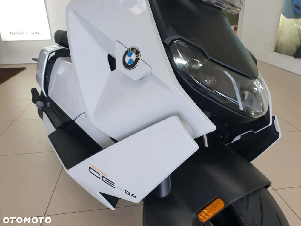 BMW CE 04 - 5