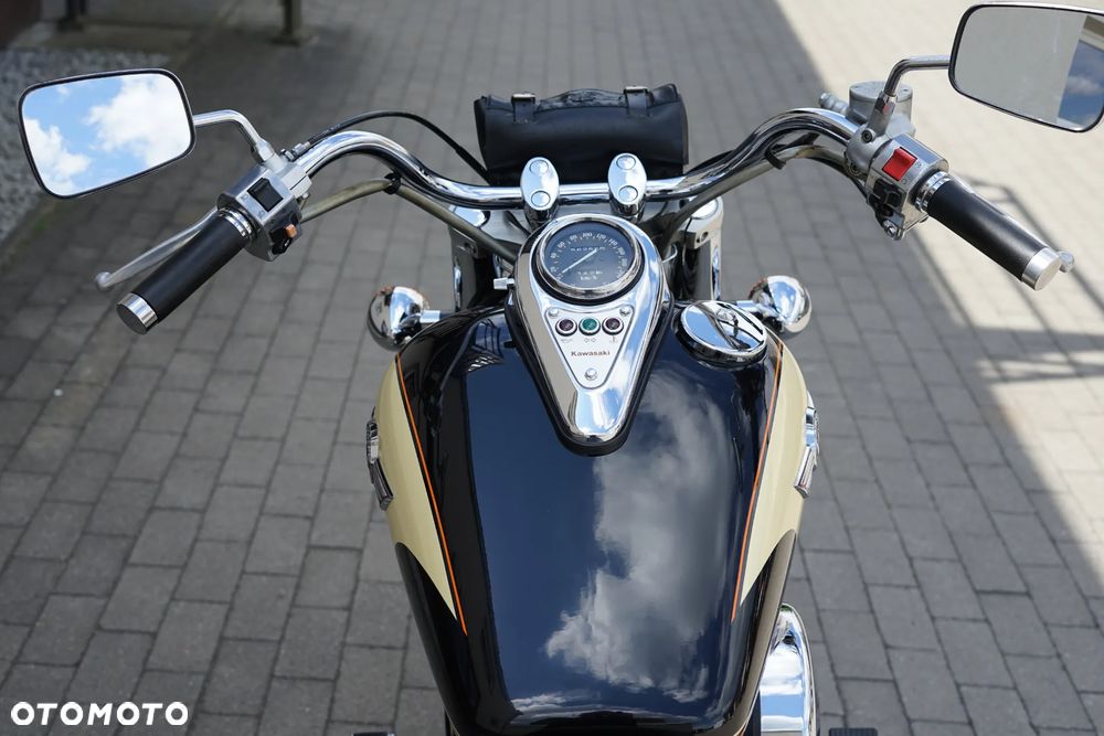 Kawasaki VN - 16