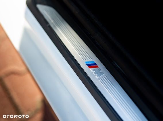 BMW Seria 3 320d xDrive M Sport - 8