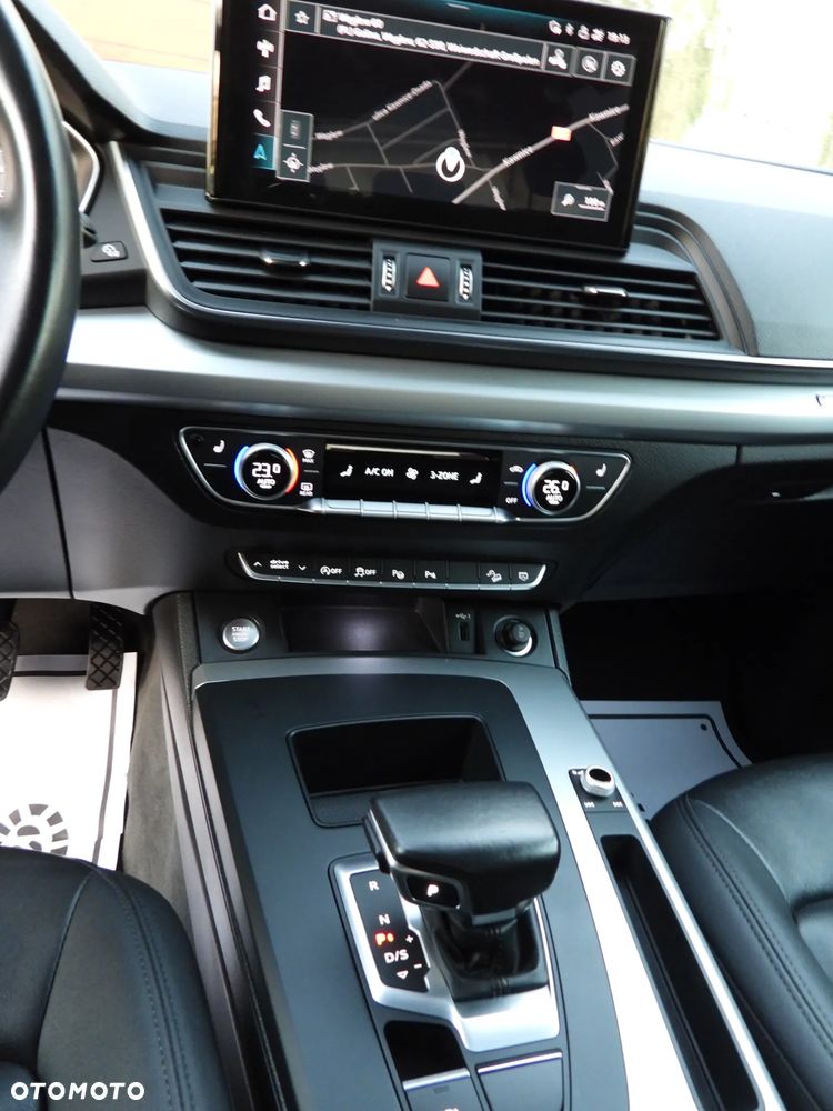 Audi Q5 40 TDI quattro S tronic design - 29
