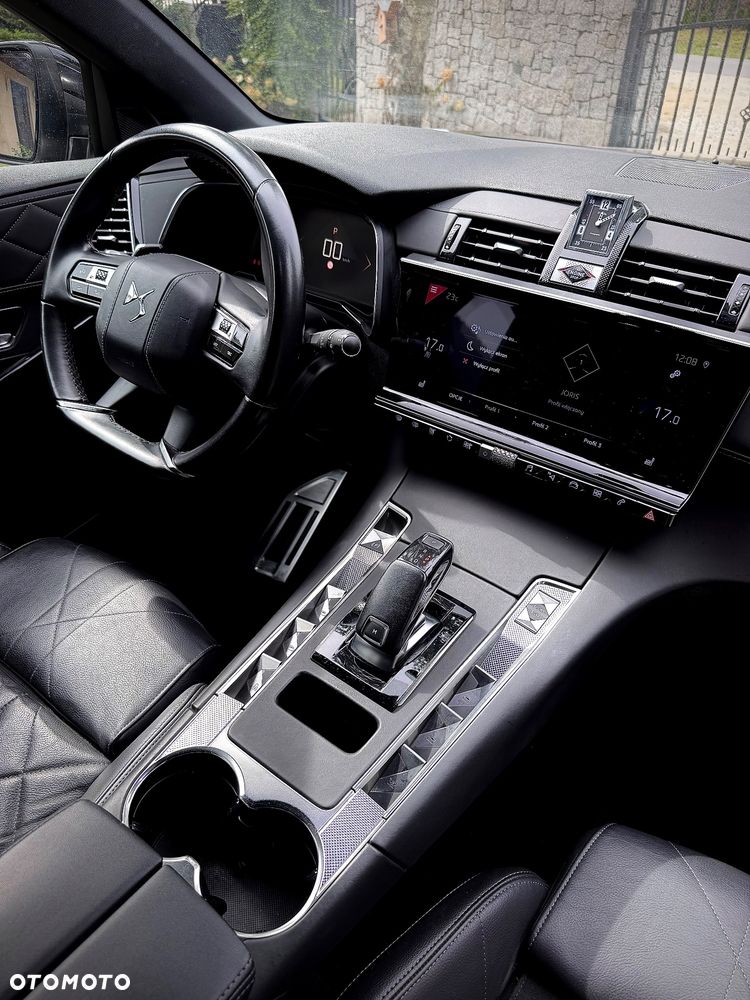 DS Automobiles DS 7 Crossback - 35