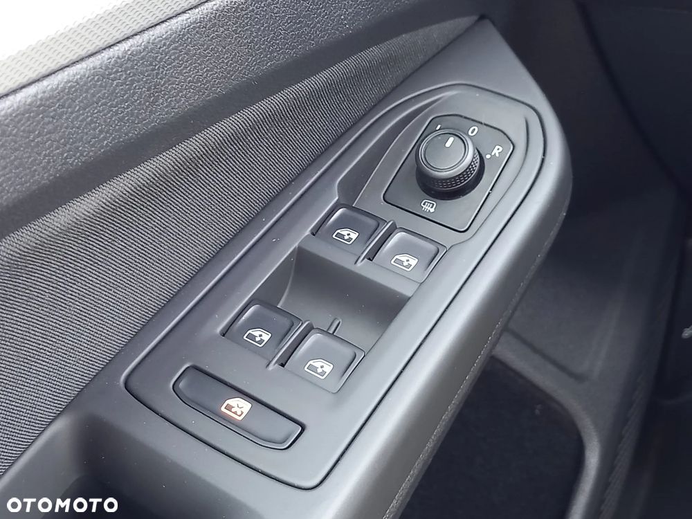 Volkswagen Golf 1.0 TSI - 23