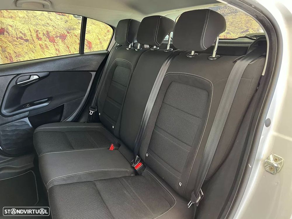 Fiat Tipo 1.3 M-Jet Lounge - 21