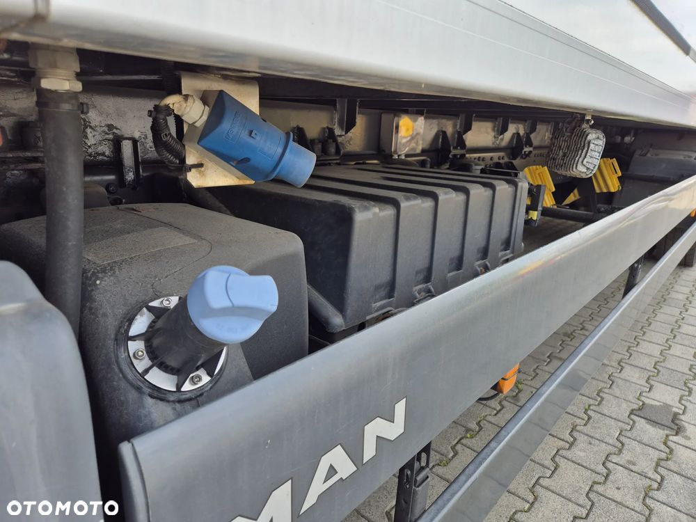 MAN TGS 26.400 / KONTENER + IZOTERMA / 1 WŁ / ZAREJESTROWANY / WEBASTO  / SERWISOWANY / BEZWYPADKOWY / EURO 6  / 24 EUROPALET - 15