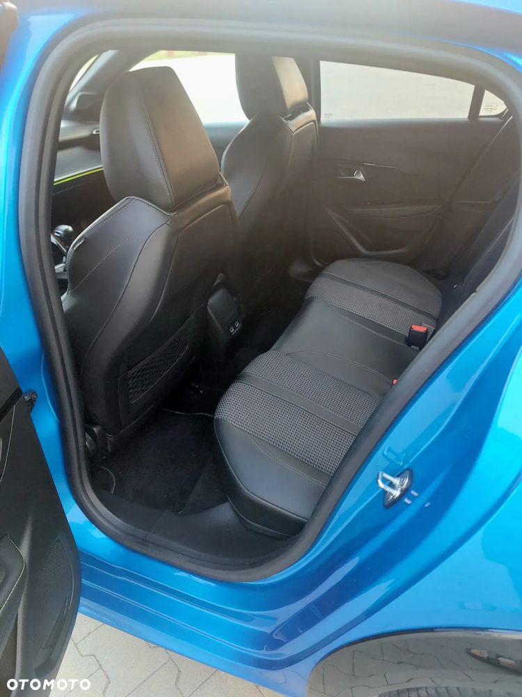Peugeot 208 1.2 PureTech GT Pack S&S - 30