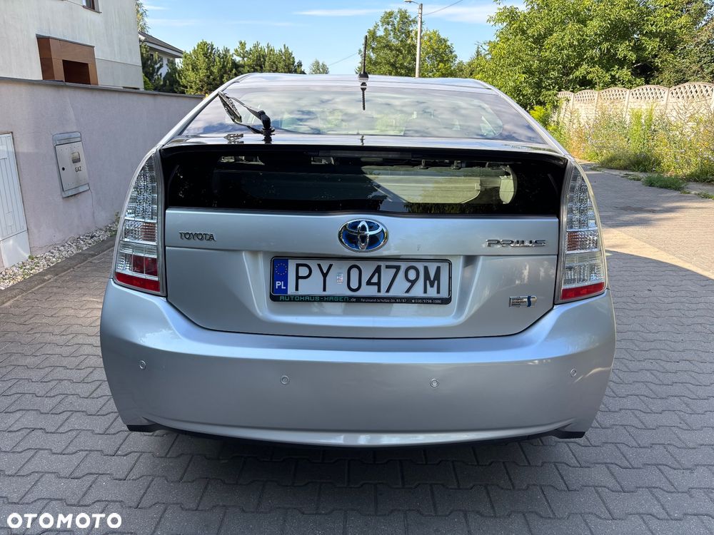 Toyota Prius 1.8 HSD Prestige - 7