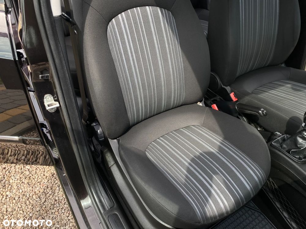 Fiat Grande Punto 1.4 8V Emotion - 36