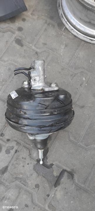 Serwo Hamulcowe Pompka 8E0612105H A4 B6 B7 - 2