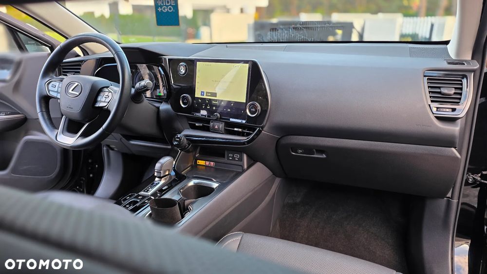 Lexus NX 350h Prestige 2WD - 29