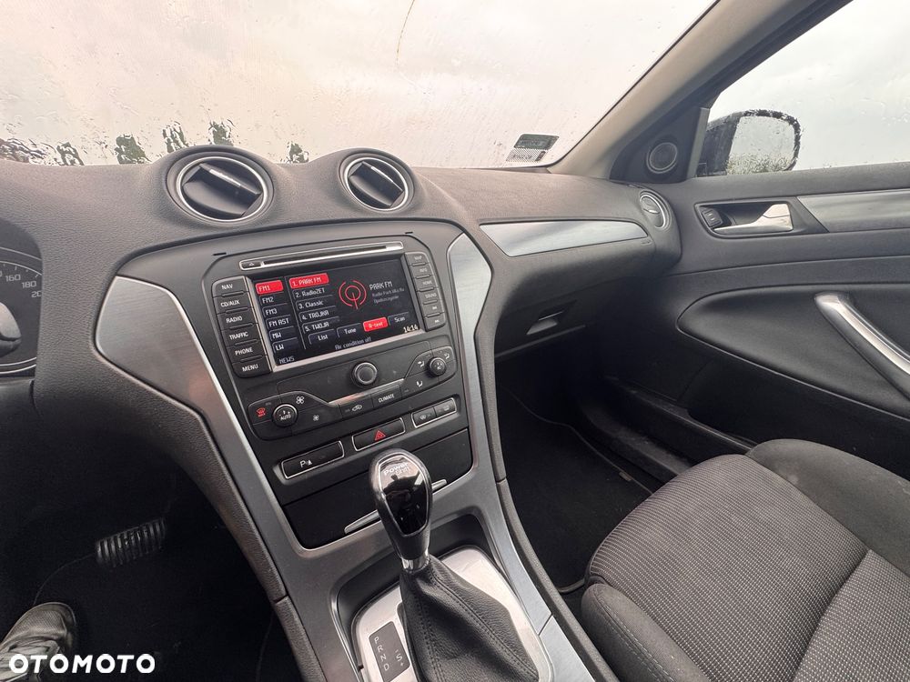 Ford Mondeo - 10