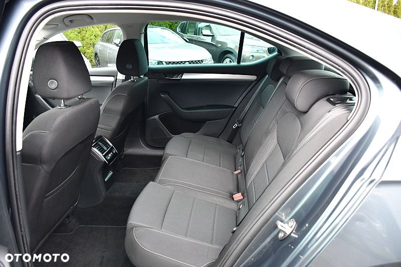 Skoda Superb 1.6 TDI DSG Style - 19