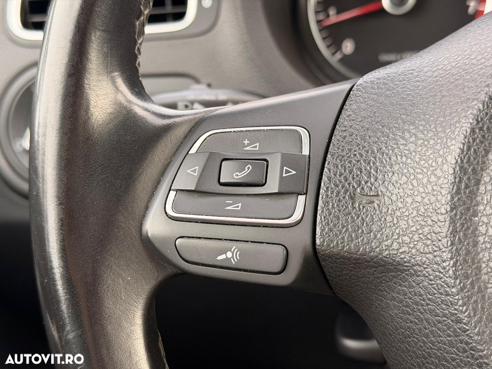 Volkswagen Polo 1.4 DSG Comfortline - 29