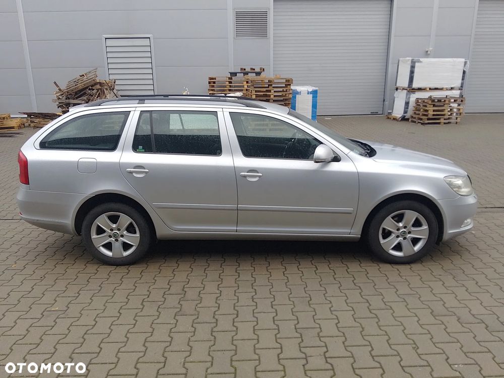 Skoda Octavia 1.6 TDI Elegance - 6