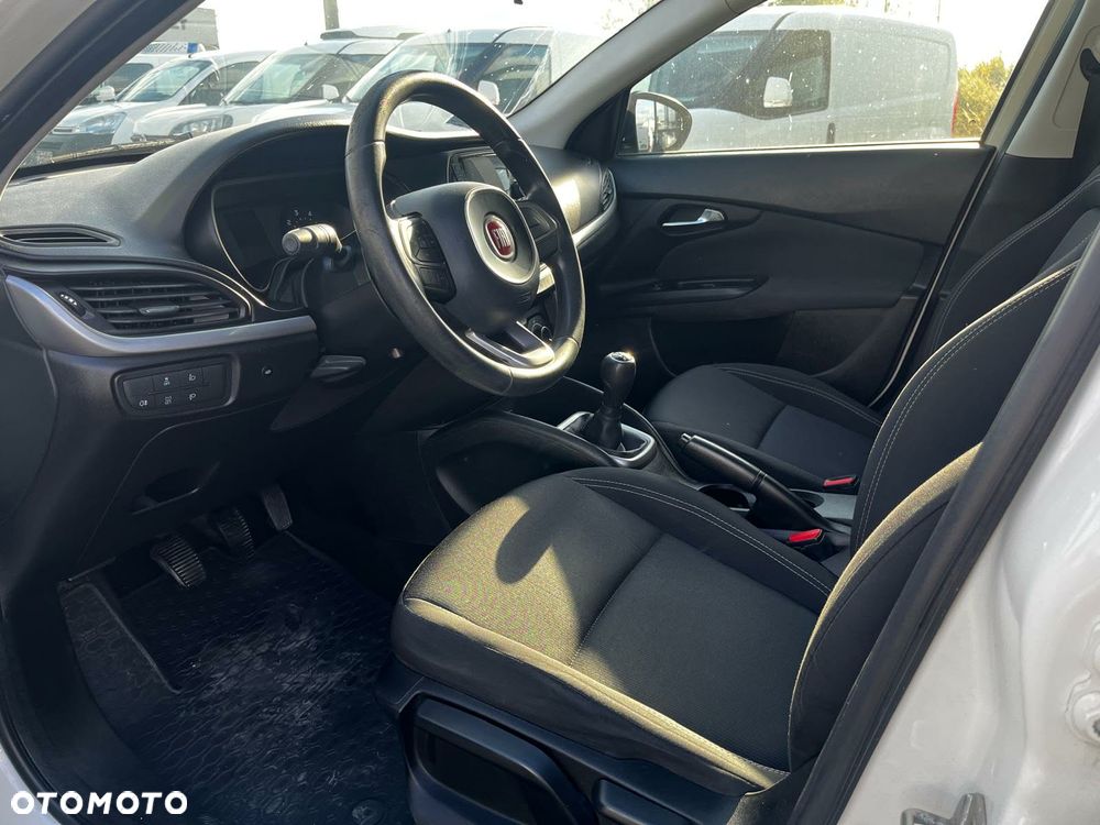 Fiat Tipo 1.3 MultiJet 16v Easy - 6