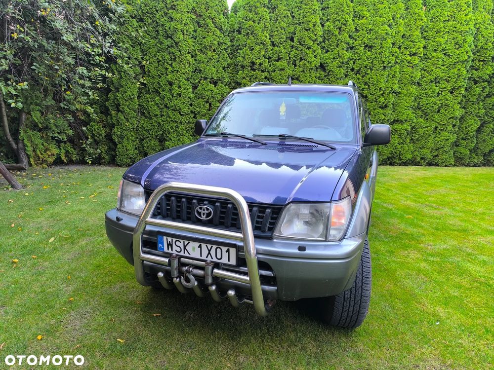 Toyota Land Cruiser - 7