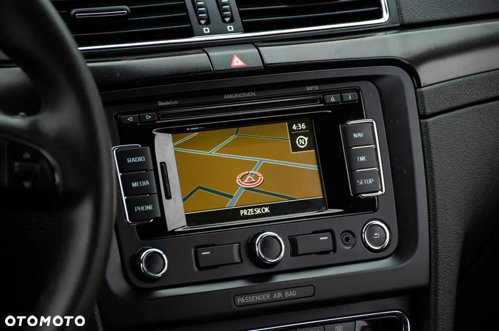 Skoda Superb 2.0 TDI DSG Exclusive - 31