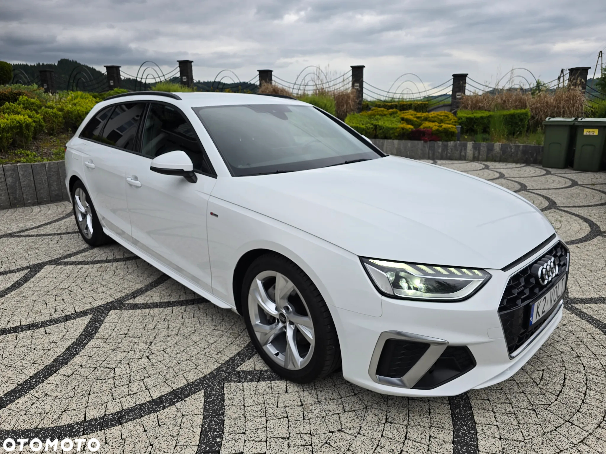 Audi A4 Avant 40 TDI quattro S tronic S line - 4