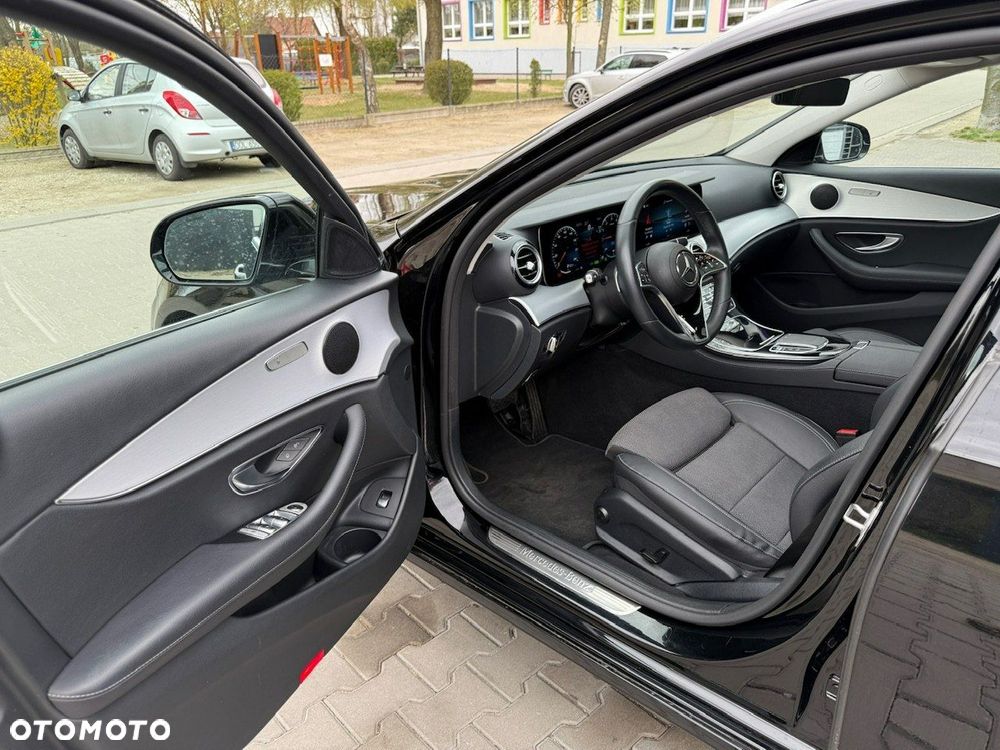 Mercedes-Benz Klasa E - 10