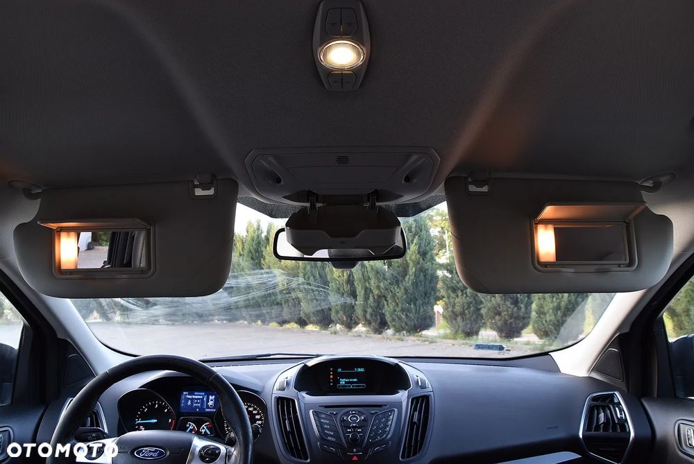 Ford Kuga - 39